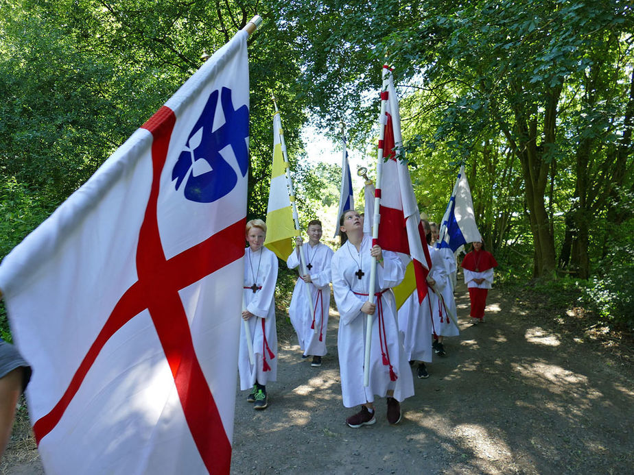 Festgottesdienst zum 1.000 Todestag des Heiligen Heimerads auf dem Hasunger Berg (Foto: Karl-Franz Thiede)